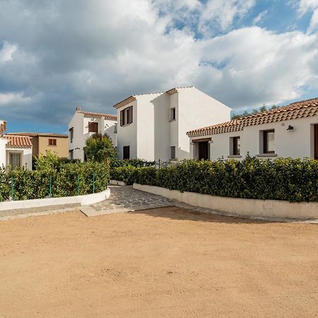 Residenza L'Alzoni Hotel San Teodoro  Bagian luar foto