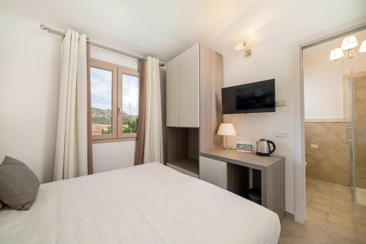 Residenza L'Alzoni Hotel San Teodoro  Bagian luar foto