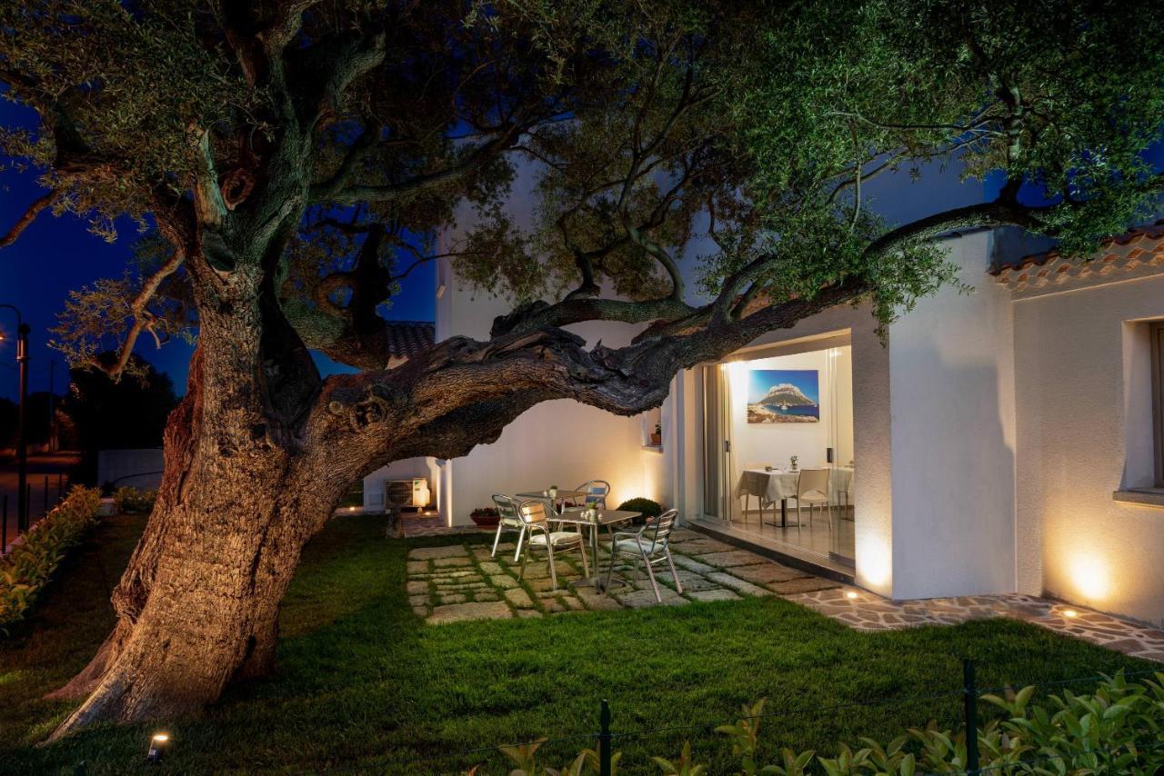Residenza L'Alzoni Hotel San Teodoro  Bagian luar foto