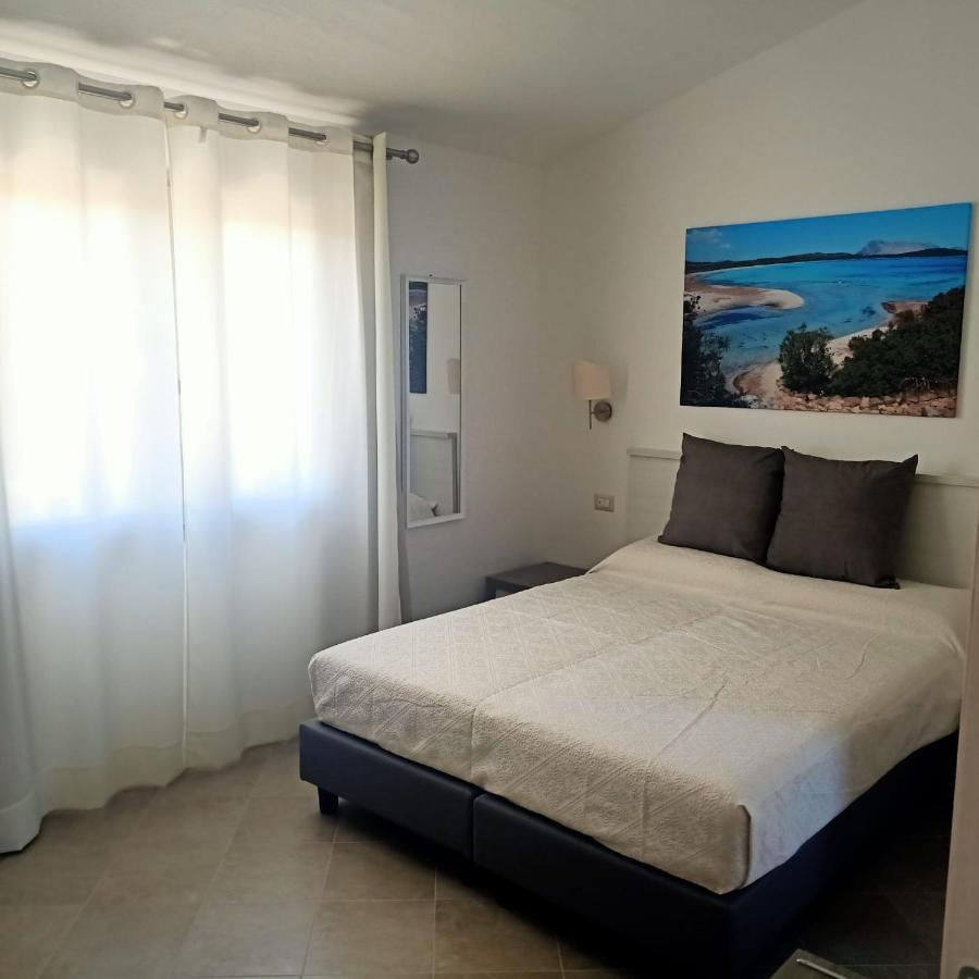 Residenza L'Alzoni Hotel San Teodoro  Bagian luar foto