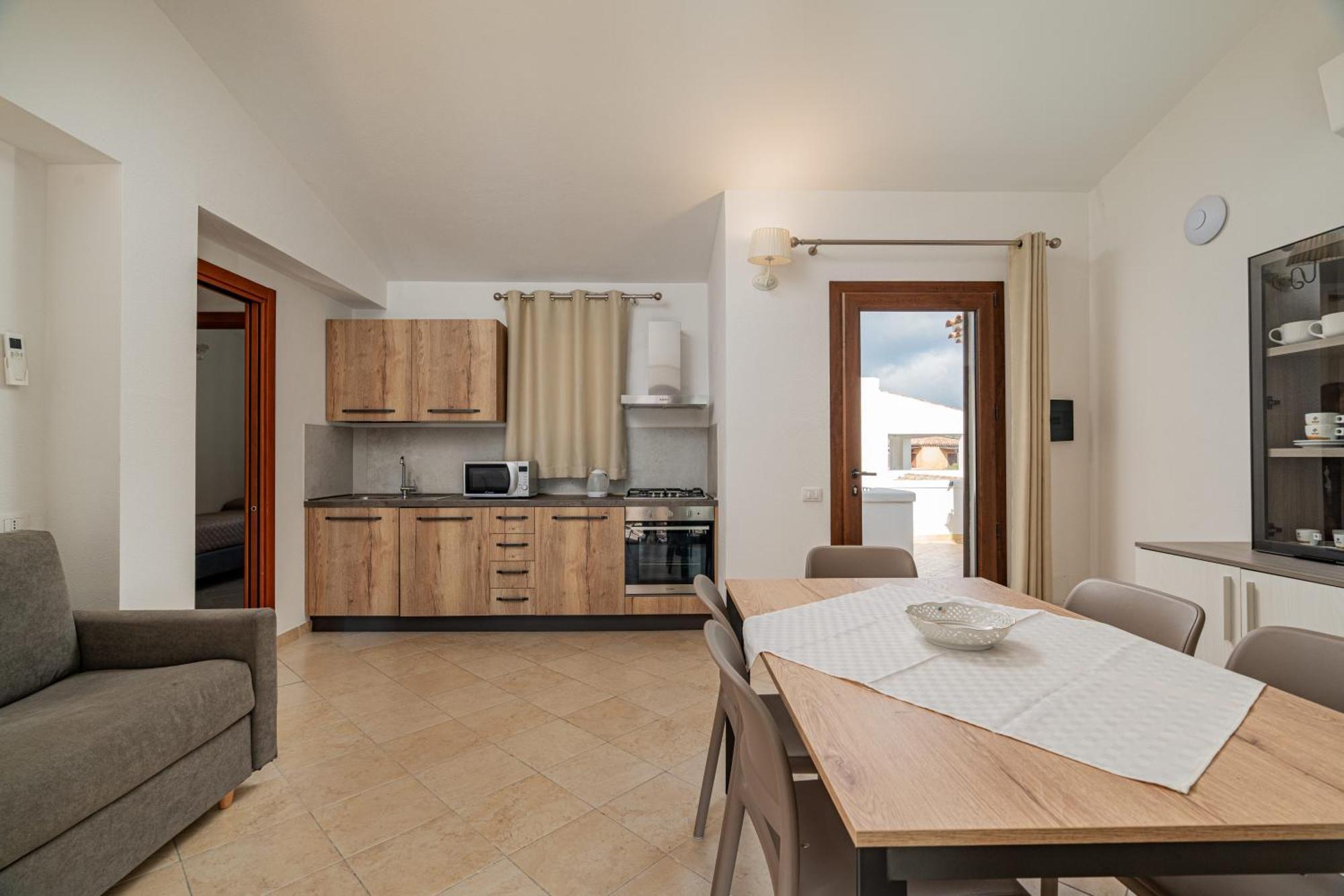 Residenza L'Alzoni Hotel San Teodoro  Bagian luar foto
