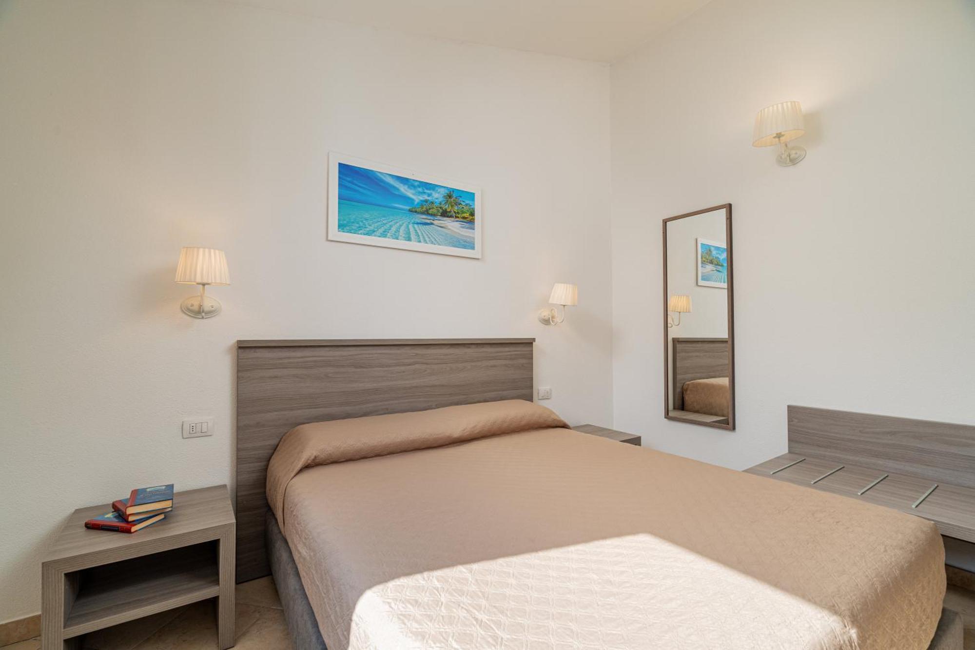Residenza L'Alzoni Hotel San Teodoro  Bagian luar foto