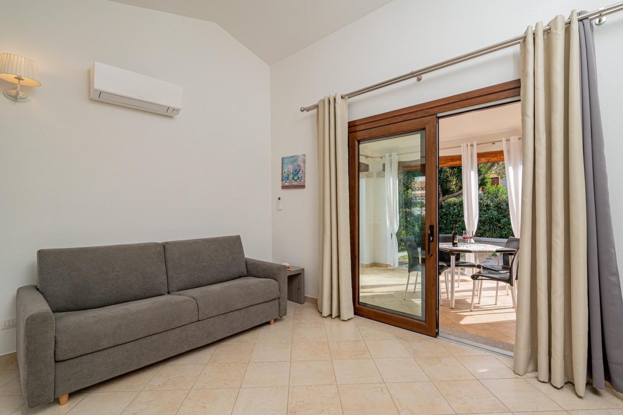 Residenza L'Alzoni Hotel San Teodoro  Bagian luar foto