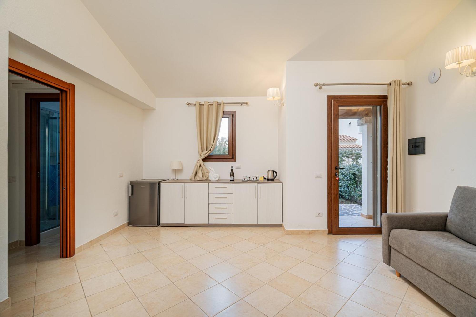 Residenza L'Alzoni Hotel San Teodoro  Bagian luar foto